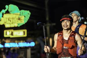 BIB: 
                            <button type="button" onclick="openModal(24674243)" class="btn btn-primary btn-sm float-right btn-popup" data-toggle="modal" data-target=".modal-high-quality">
                        <i class="fas fa-shopping-cart"></i> Add to Cart
                    </button>
                                            <button type="button" onclick="isThisMe(24674243, true)" class="btn btn-success btn-sm float-right btn-popup btn-isme hidden" data-toggle="tooltip" data-placement="bottom" title="นี่คือรูปของคุณใช่ไหม คลิกที่นี่เพื่อเอาเข้าอัลบั้ม">
                        <i class="fas fa-plus"></i> Add to album
                    </button>
                    <button type="button" onclick="isThisMe(24674243, false)" class="btn btn-warning btn-sm float-right btn-popup btn-isnotme hidden">
                        <i class="fas fa-ban"></i> Remove from album
                    </button>